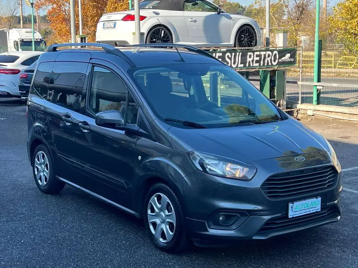 Usata Ford Tourneo Courier S 75 CV (55 kW) 2019 Other Monovolume