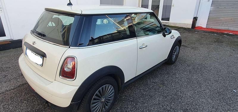 Begagnad Mini ONE 95 HK (69 kW) 2009 Beige Halvkombi