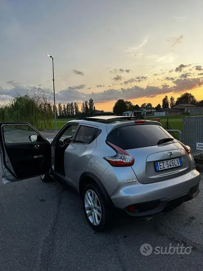 Usata Nissan Juke 110 CV (80 kW) 2015 Grigio SUV