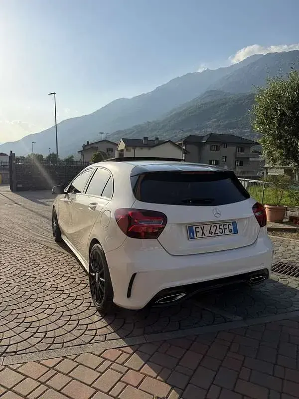 Usata Mercedes A220 Premium 184 CV (135 kW) 2016 Bianco Berlina