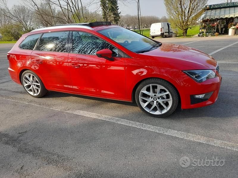 Usata Seat Leon FR 150 CV (110 kW) 2014 Rosso Station wagon