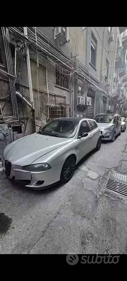 Usata Alfa Romeo 147 116 CV (85 kW) 2005 Utilitaria