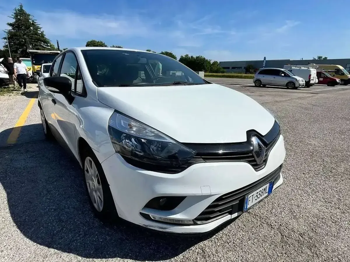 Usata Renault Clio IV 75 CV (55 kW) 2018 Bianco Furgone