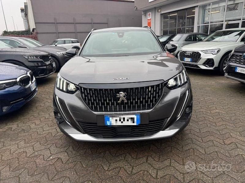 Usata Peugeot 2008 GT 155 CV (114 kW) 2020 Grigio SUV