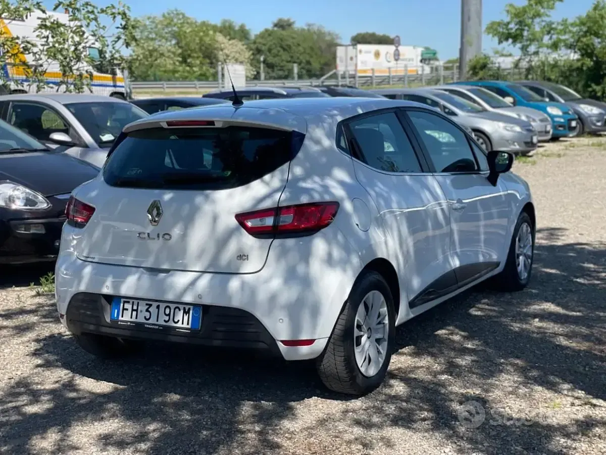 Occasion Renault Clio IV Life 75 PK (55 kW) 2017 Wit Sedan
