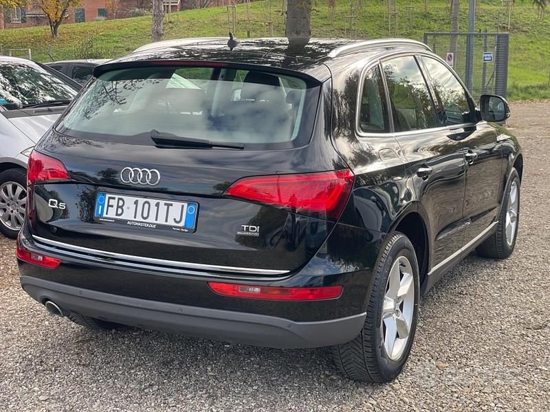 Usata Audi Q5 Advanced 163 CV (119 kW) 2015 Nero SUV