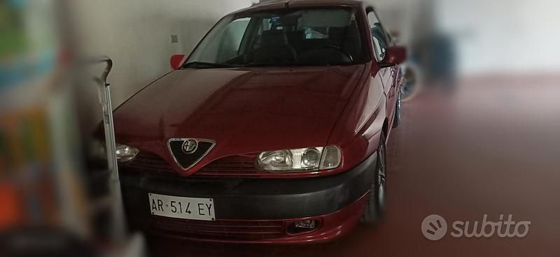 Usata Alfa Romeo 145 120 CV (88 kW) 1997 Utilitaria