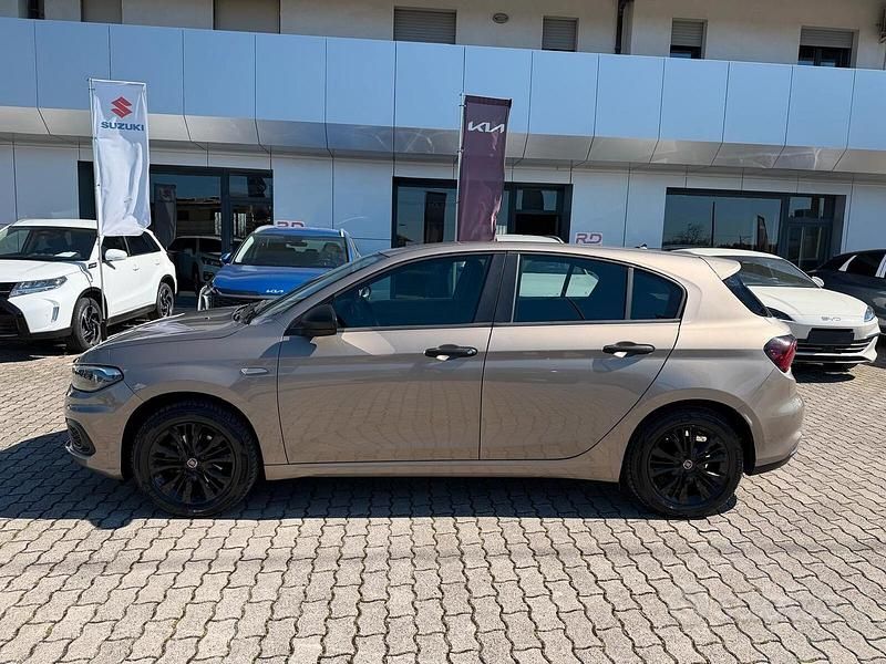 Usata Fiat Tipo Street 95 CV (69 kW) 2020 Grigio Berlina