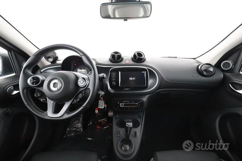 Usata Smart ForFour Brabus Xclusive 109 CV (80 kW) 2017 Grigio Utilitaria