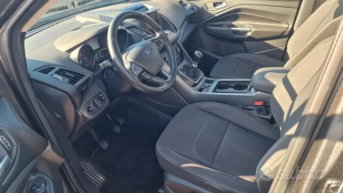 Usata Ford Kuga 120 CV (88 kW) 2018 SUV