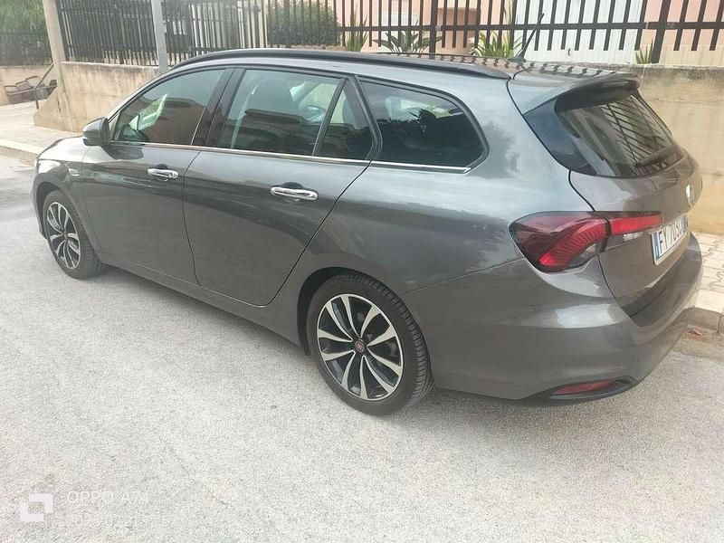 Usata Fiat Tipo Business 129 CV (94 kW) 2019 Grigio Station wagon