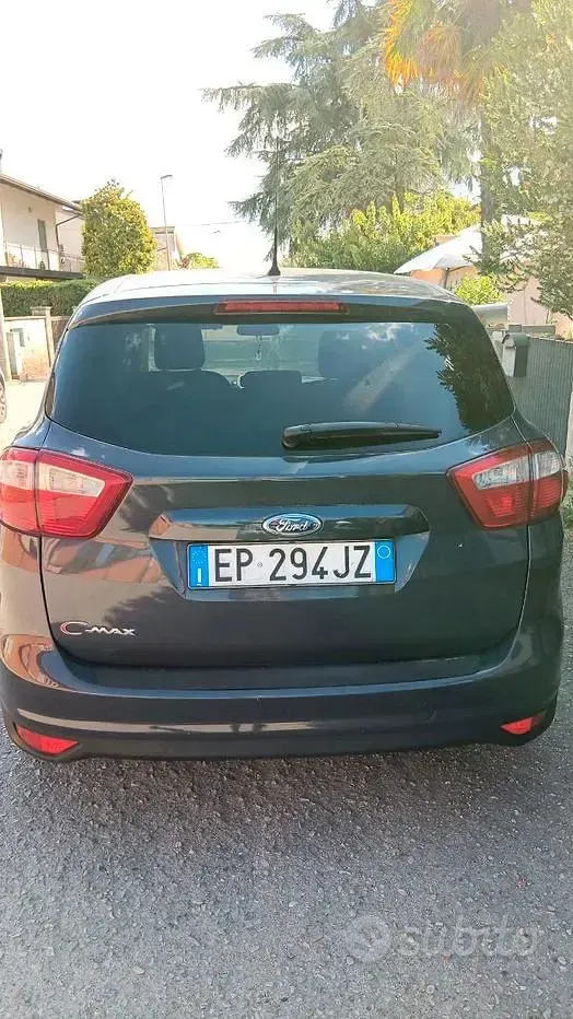 Usata Ford C-MAX Titanium 115 CV (84 kW) 2013 Grigio Monovolume
