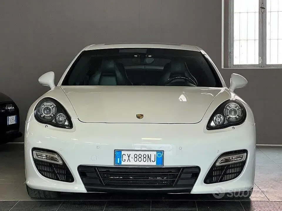 Usata Porsche Panamera Turbo S 550 CV (404 kW) 2011 Bianco Utilitaria