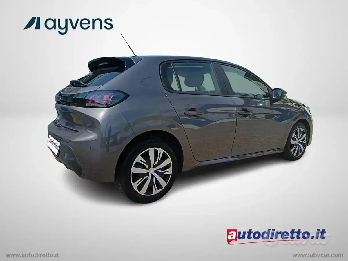 Usata Peugeot 208 Active 102 CV (75 kW) 2020 Nero Utilitaria