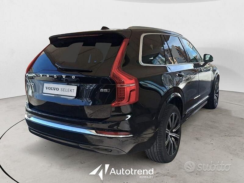 Usado Volvo XC90 Plus 235 HP (172 kW) 2023 Preto SUV