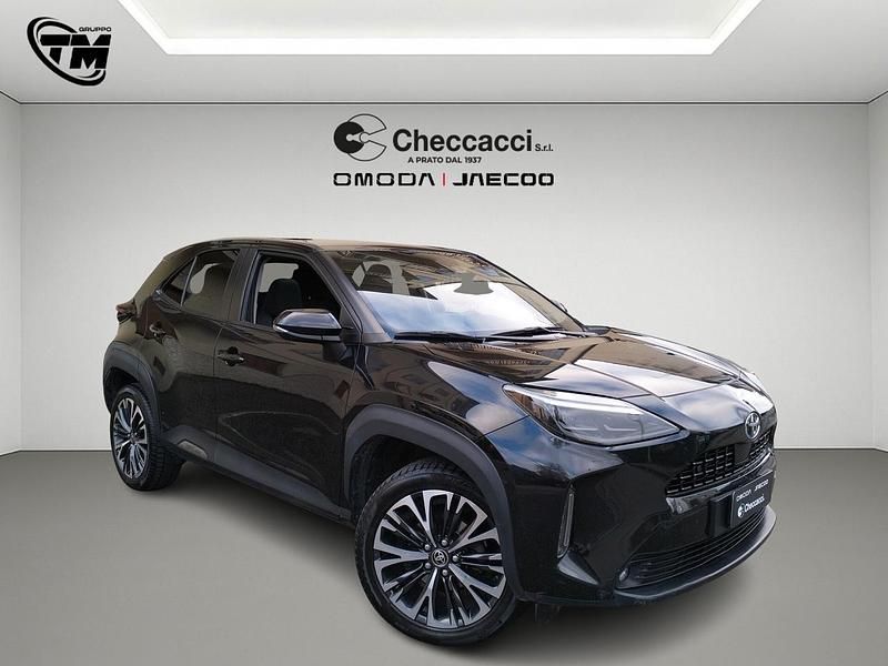 Usata Toyota Yaris Hybrid Lounge 92 CV (67 kW) 2022 Nero Station wagon