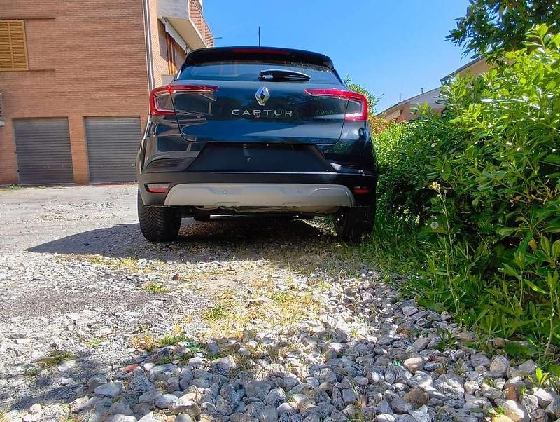 Usata Renault Captur Zen 101 CV (74 kW) 2022 Blu SUV