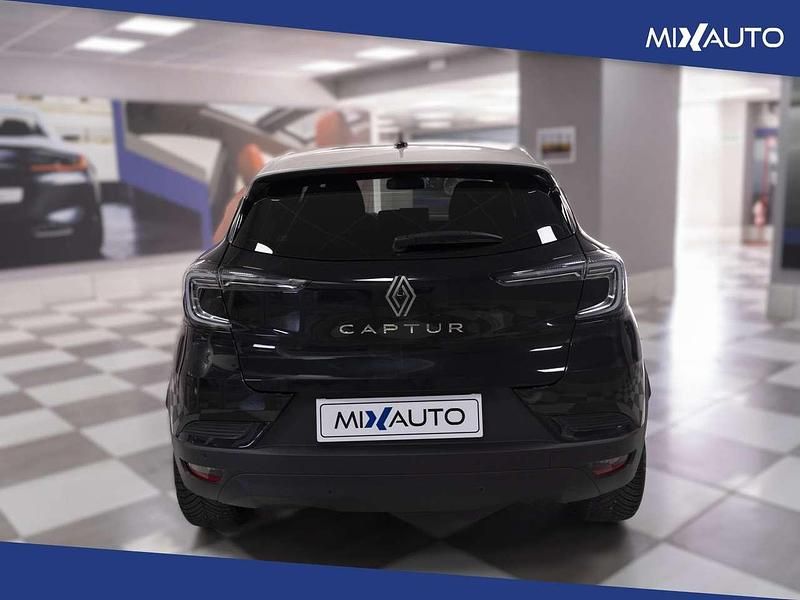 Usata Renault Captur Techno 91 CV (66 kW) 2025 Nero / tetto grigio SUV