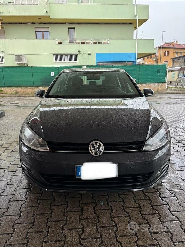 Usata VW Golf VII 85 CV (62 kW) 2016 Grigio Berlina