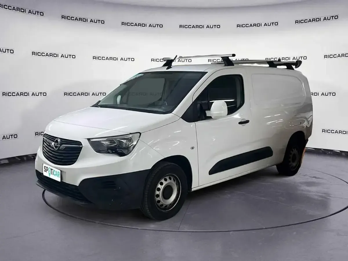 Usata Opel Combo Edition 131 CV (96 kW) 2021 Monovolume