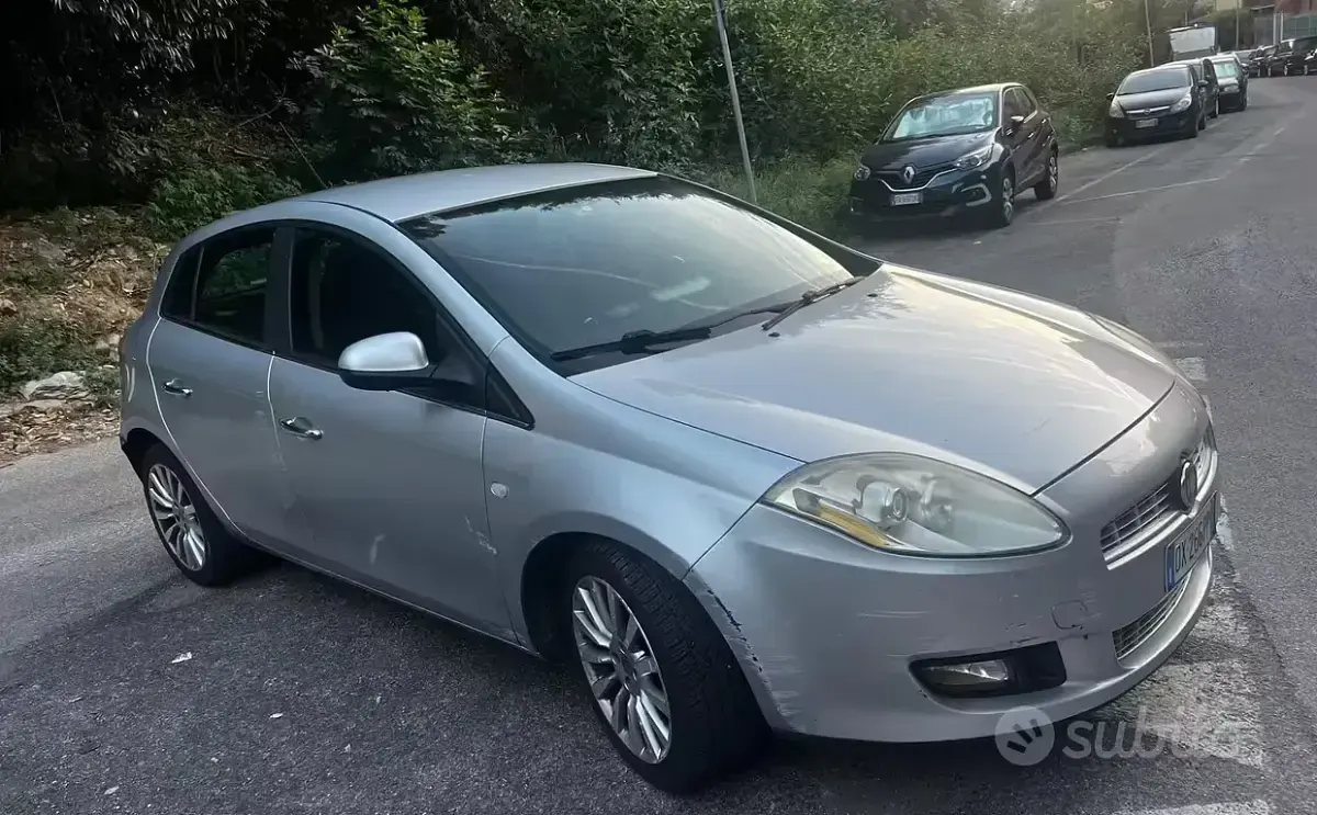 Usata Fiat Bravo 120 CV (88 kW) 2009 Grigio Utilitaria