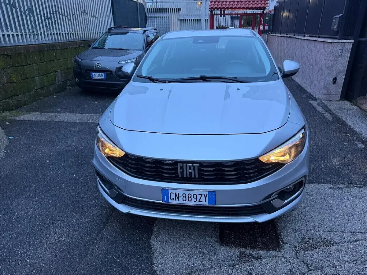 Usata Fiat Tipo Garmin 130 CV (95 kW) 2023 Grigio Berlina
