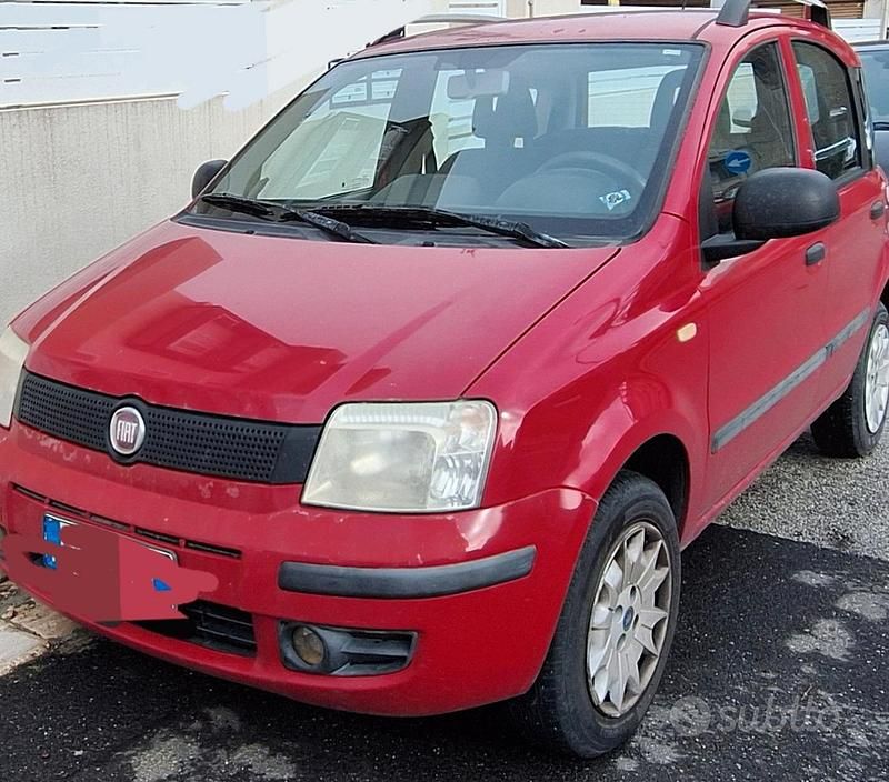 Usata Fiat Panda 77 CV (56 kW) 2012 Rosso Utilitaria