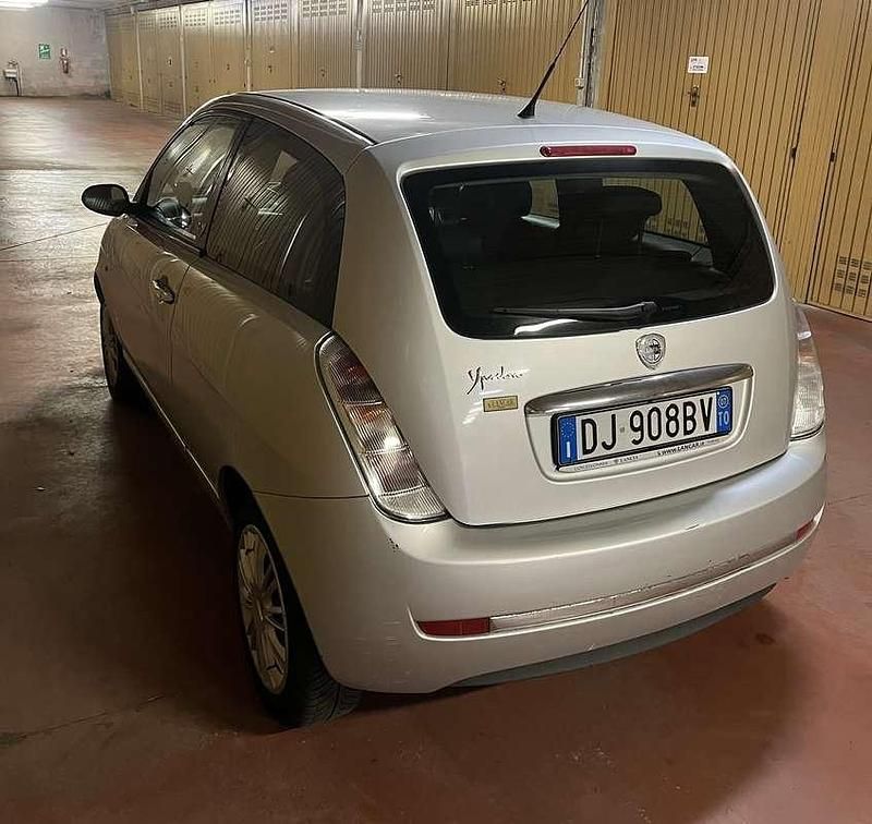Usata Lancia Ypsilon 60 CV (44 kW) 2007 Utilitaria