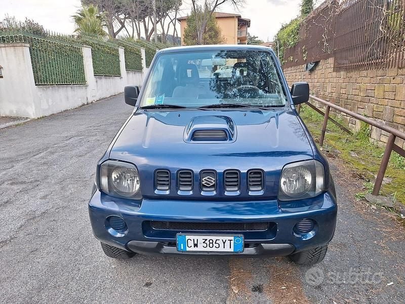 Usata Suzuki Jimny 2005 Blu SUV