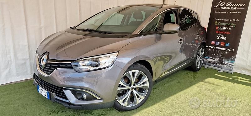 Grigio Usata 2018 Renault Scénic IV Intens Monovolume | 14.500 € (Cara) - Immagine 1/4