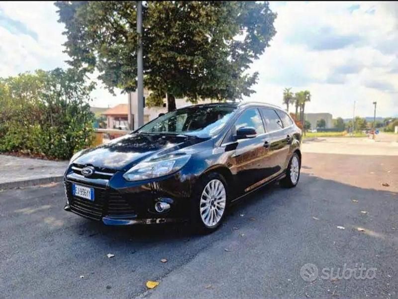 Usata Ford Focus 115 CV (84 kW) 2011 Nero Station wagon