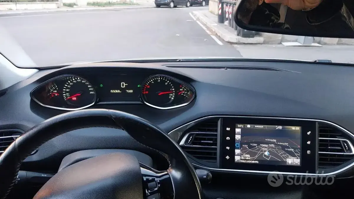 Usata Peugeot 308 99 CV (72 kW) 2016 Grigio Berlina
