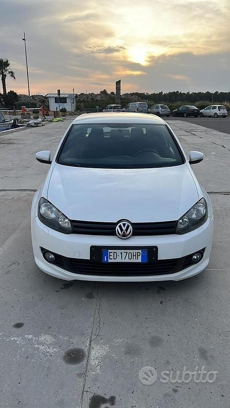 Usata VW Golf VI R-line 122 CV (89 kW) 2010 Utilitaria