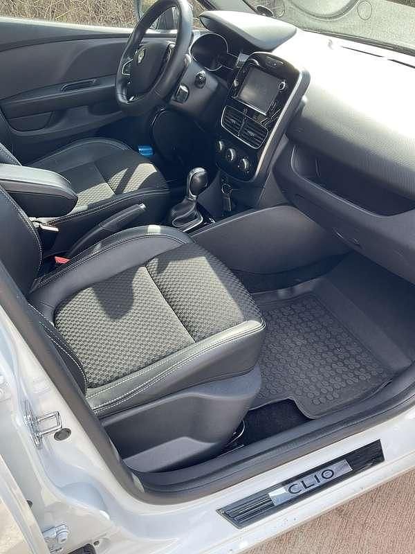 Usata Renault Clio GrandTour 90 CV (66 kW) 2018 Bianco Station wagon