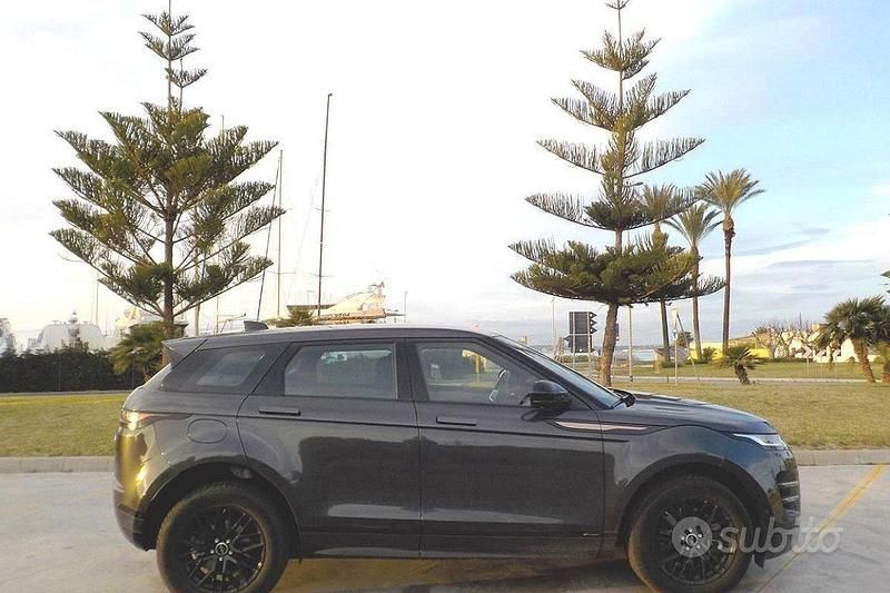 Usata Land Rover Range Rover evoque R-Dynamic 163 CV (119 kW) 2021 Grigio Station wagon