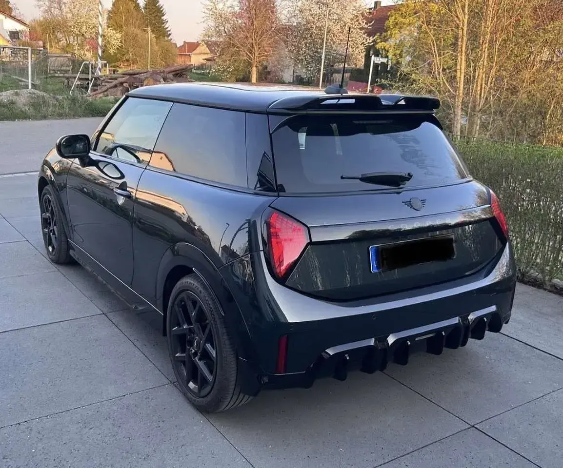Usata Mini John Cooper Works 204 CV (150 kW) 2024 Other Utilitaria