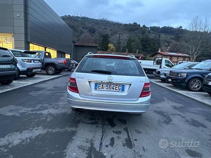 Usata Mercedes C200 136 CV (100 kW) 2010 Grigio Station wagon