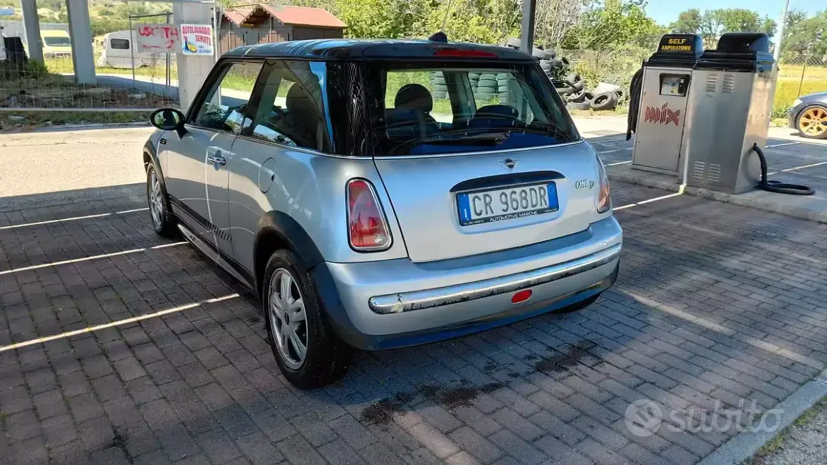 Usata Mini One D 75 CV (55 kW) 2005 Grigio Utilitaria