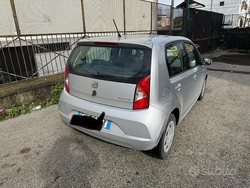 Usata Seat Mii 68 CV (50 kW) 2014 Grigio Utilitaria