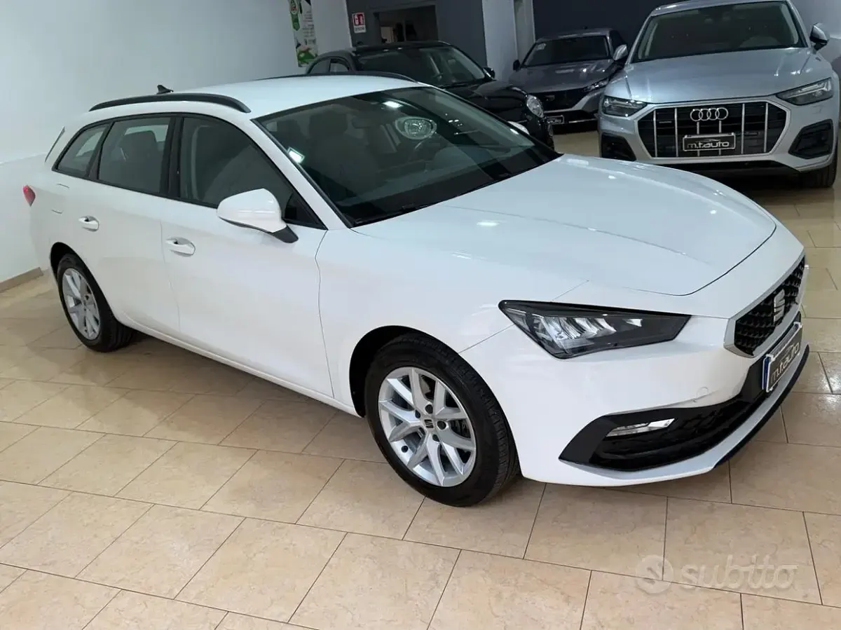 Usata Seat Leon Business 116 CV (85 kW) 2022 Bianco Station wagon