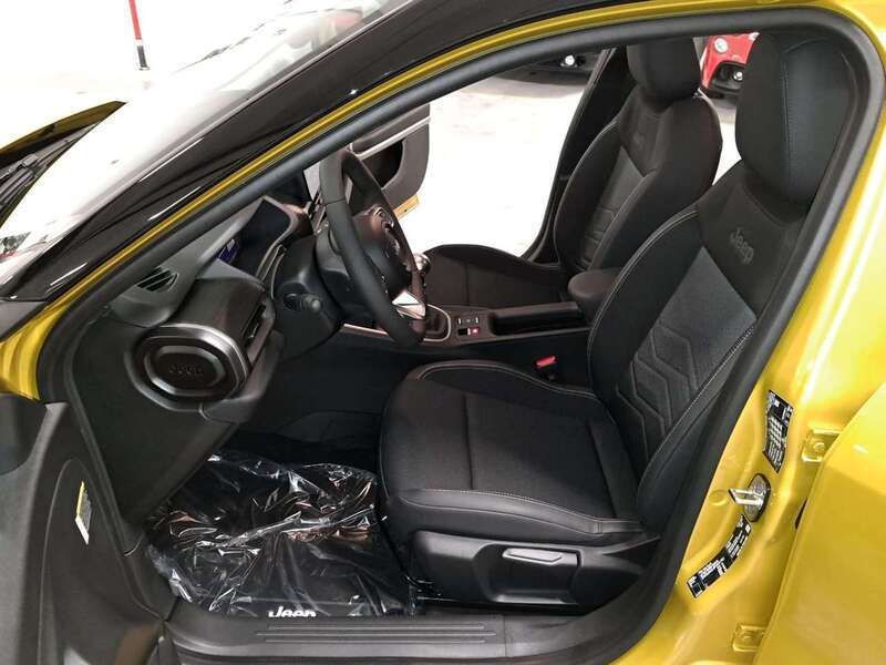 Usata Jeep Avenger Altitude 101 CV (74 kW) 2024 Giallo SUV