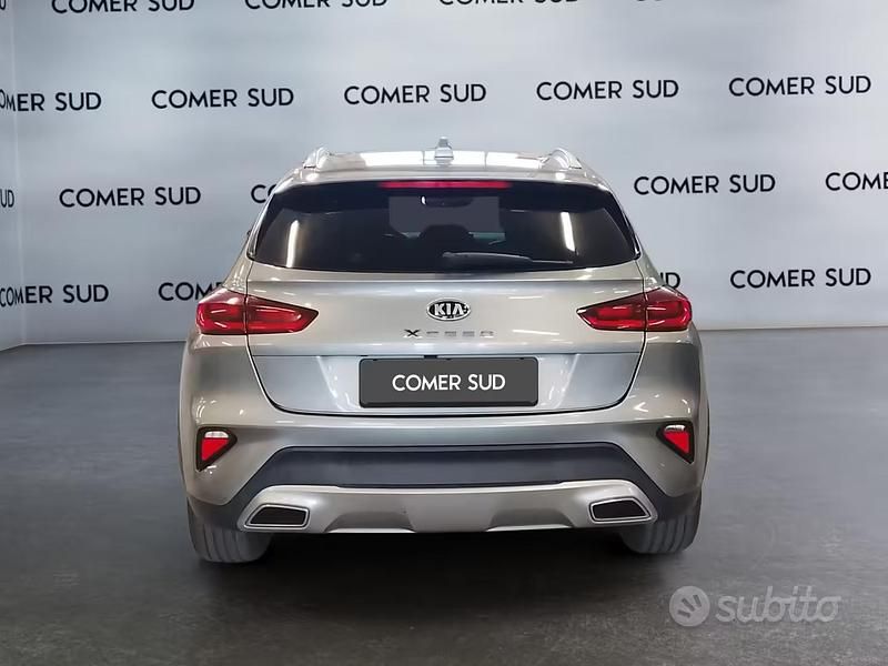 Usata Kia XCeed 136 CV (100 kW) 2020 Grigio SUV