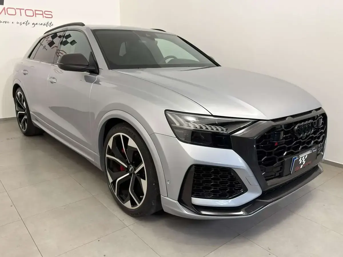 Usata Audi Q8 600 CV (441 kW) 2020 Argento SUV