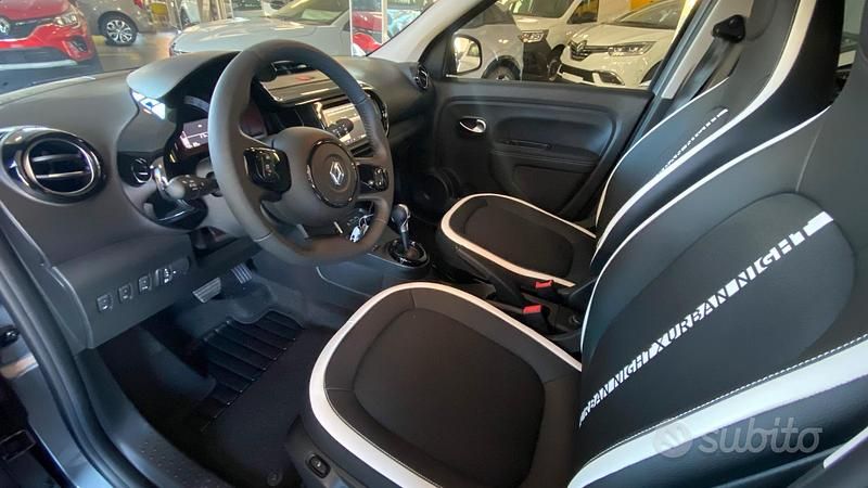 Usata Renault Twingo Urban Night 65 CV (47 kW) 2022 Bianco Utilitaria