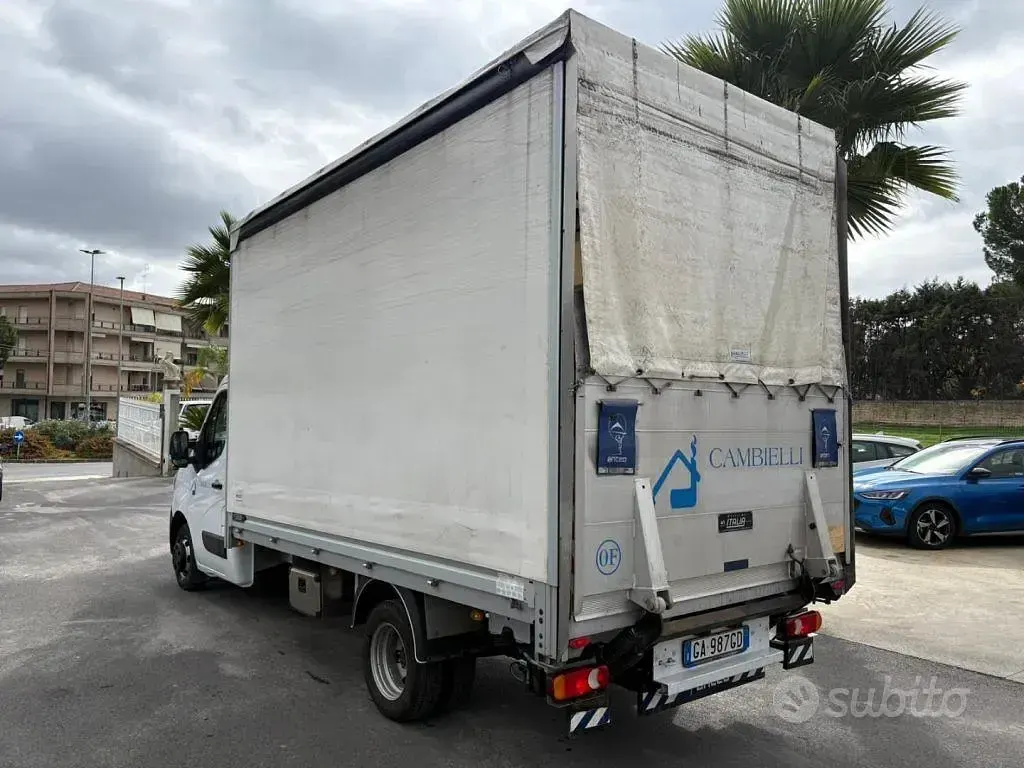 Usata Renault Master 131 CV (96 kW) 2020 Bianco Monovolume