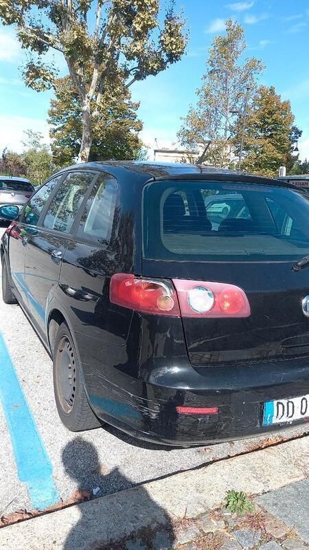 Usata 2005 Fiat Croma Tre volumi | 2000 € (Cara) - Immagine 1/4