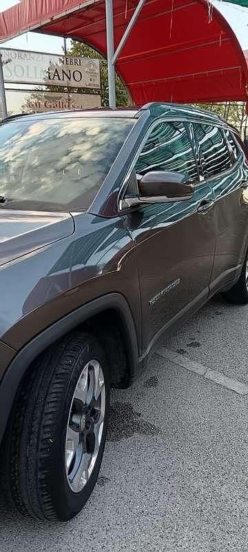 Usata Jeep Compass Limited 140 CV (102 kW) 2018 Grigio SUV