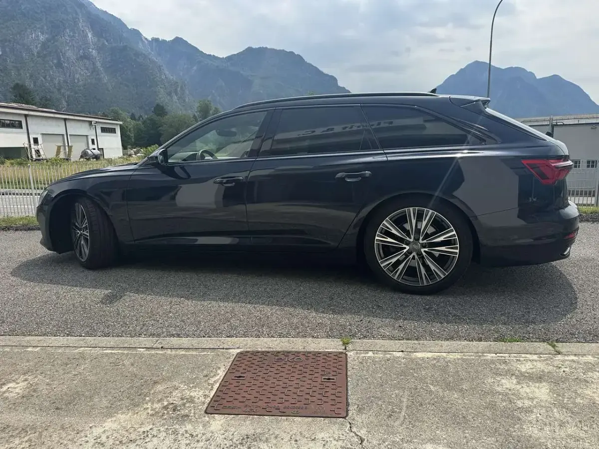 Usata Audi A6 Business 286 CV (210 kW) 2019 Blu firmamento metallizzato Station wagon