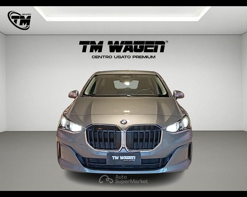 Usata BMW 220 Active Tourer 156 CV (114 kW) 2023 Gray Monovolume