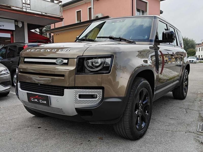 Usata Land Rover Defender SE 200 CV (147 kW) 2023 Bronzo SUV